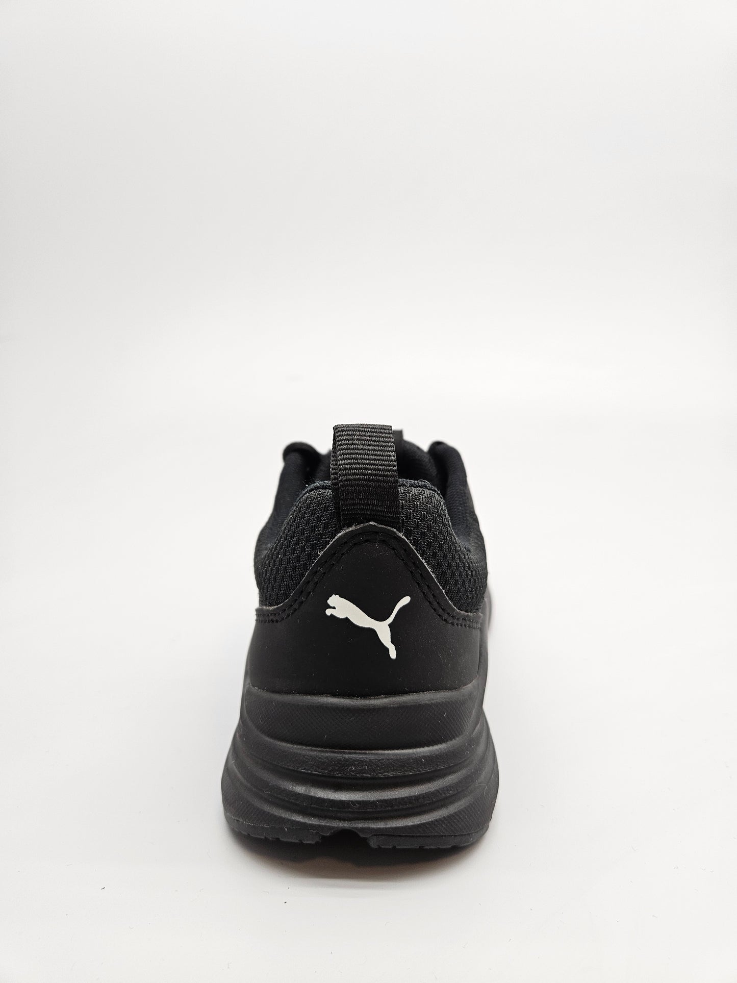 PUMA NOVI ORIGINAL PATIKI BR 36