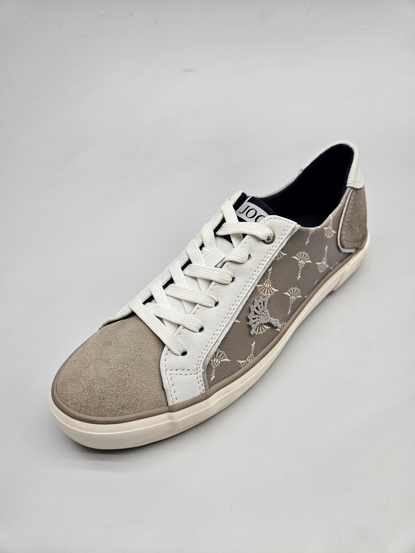 JOOP NOVI ORIGINAL PATIKI BR 41