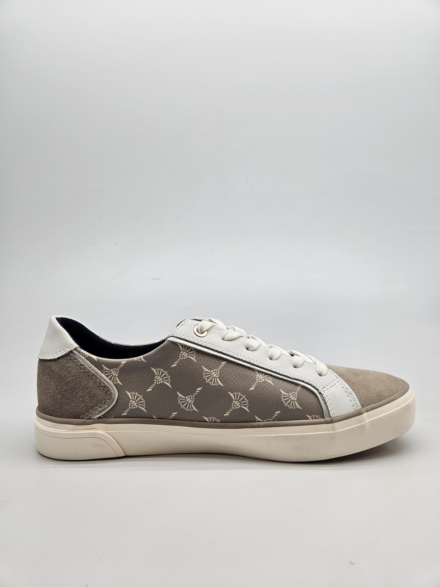 JOOP NOVI ORIGINAL PATIKI BR 41