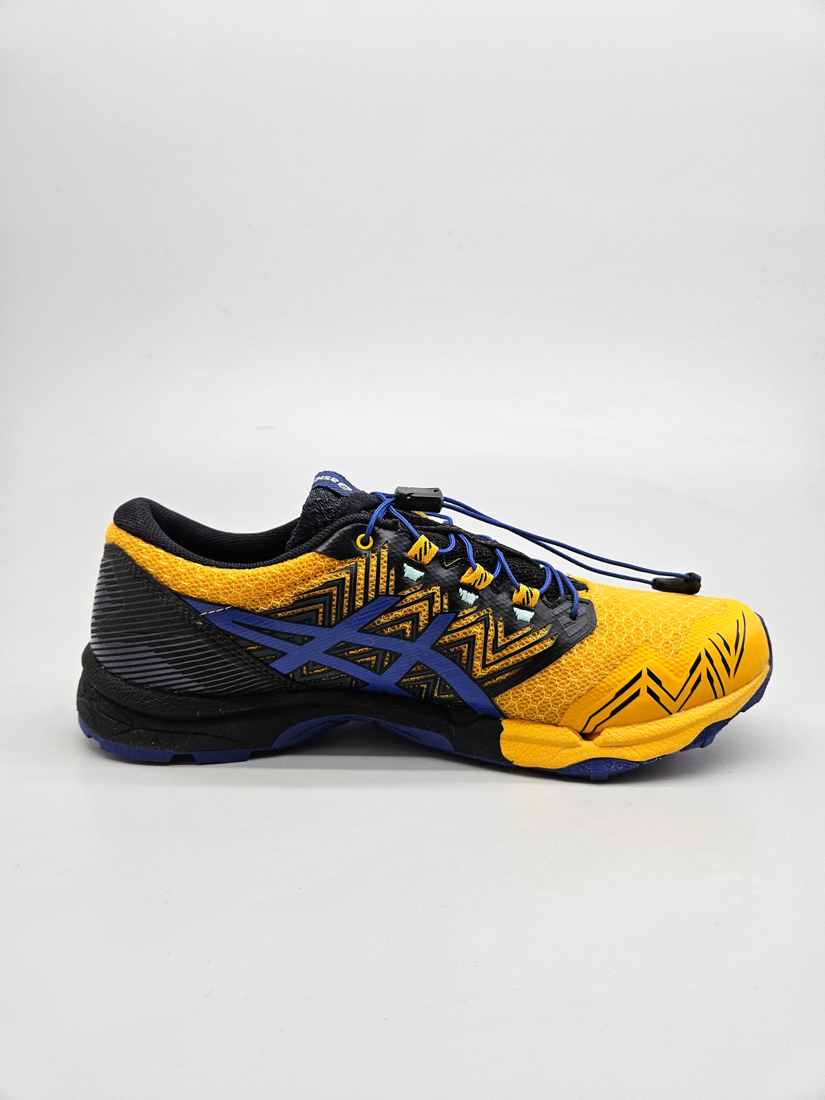 ASICS NOVI ORIGINAL PATIKI BR 41.5