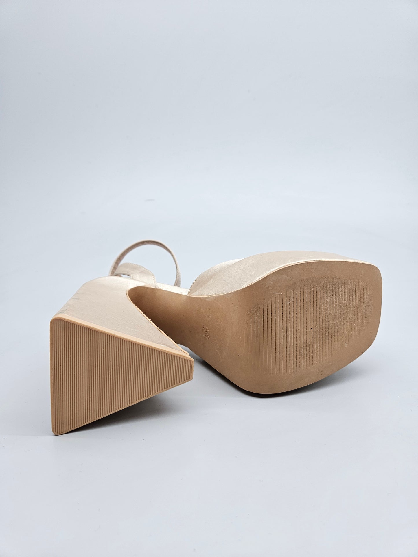 GLAMOROUS ORIGINAL SANDALI BR 39
