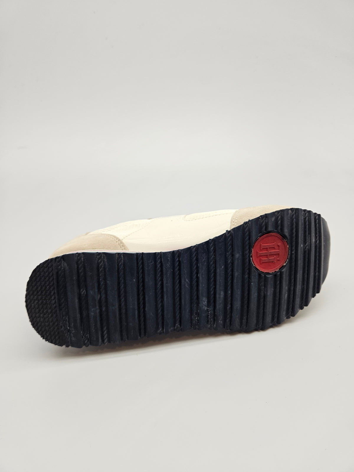 TOMMY HILFIGER ORIGINAL PATIKI BR 39