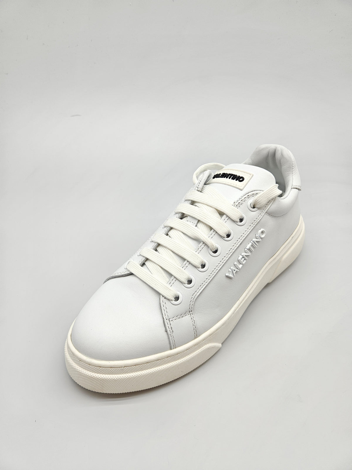 VALENTINO NOVI ORIGINAL PATIKI BR 40