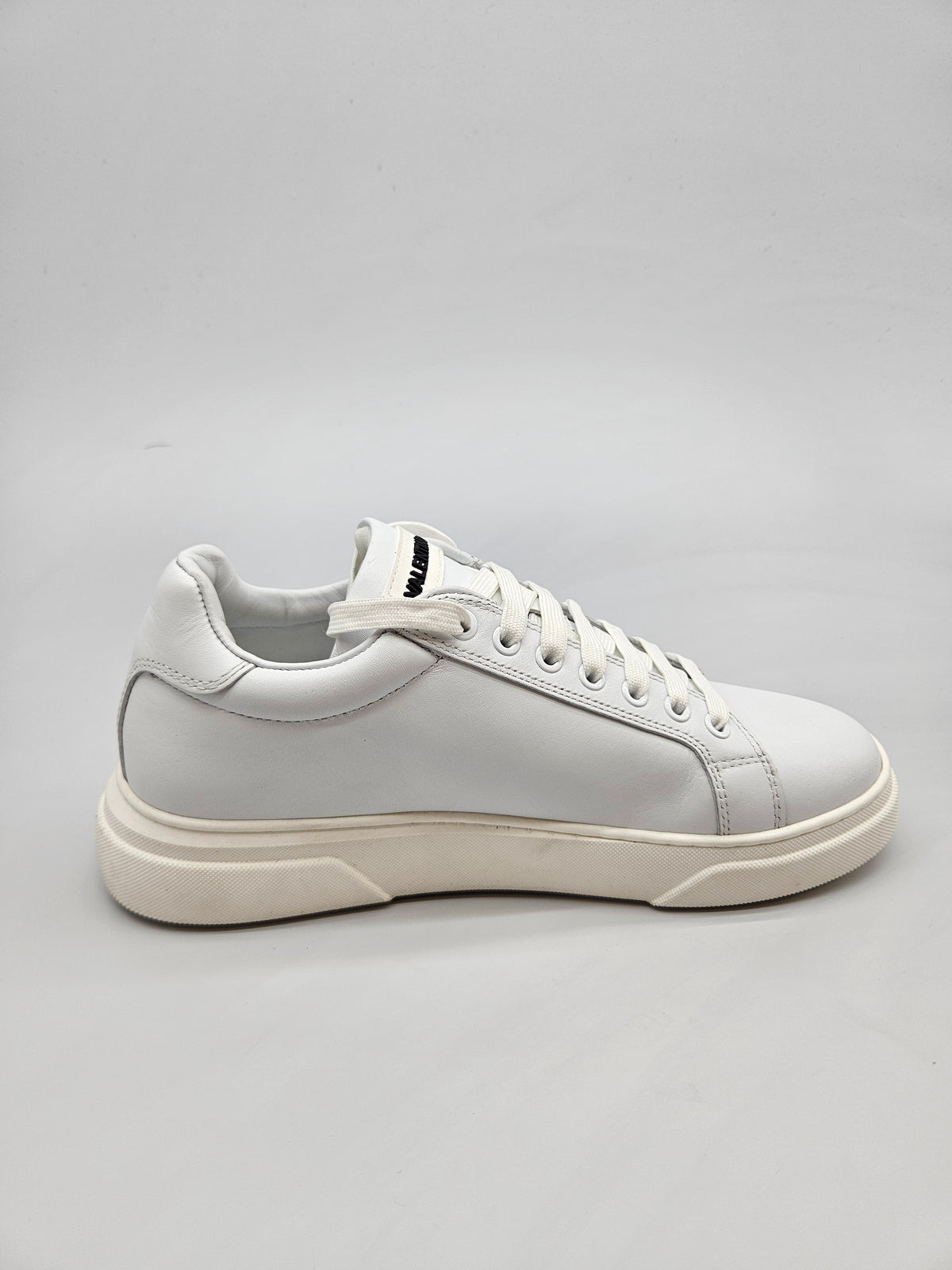VALENTINO NOVI ORIGINAL PATIKI BR 40