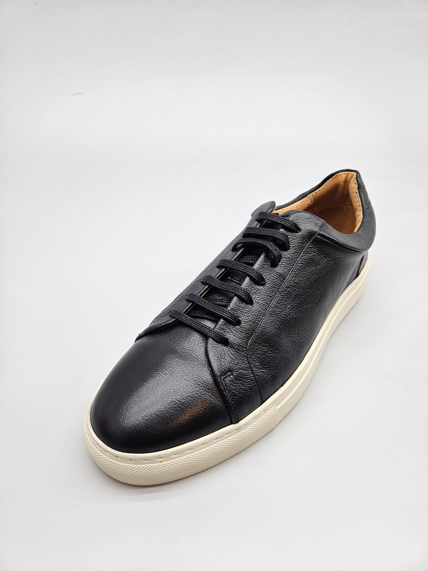 MELVIN&HAMILTON NOVI ORIGINAL KOZNI PATIKI BR 42