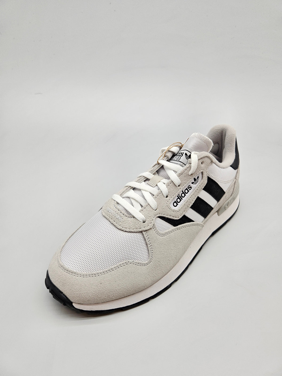 ADIDAS NOVI ORIGINAL PATIKI BR 43
