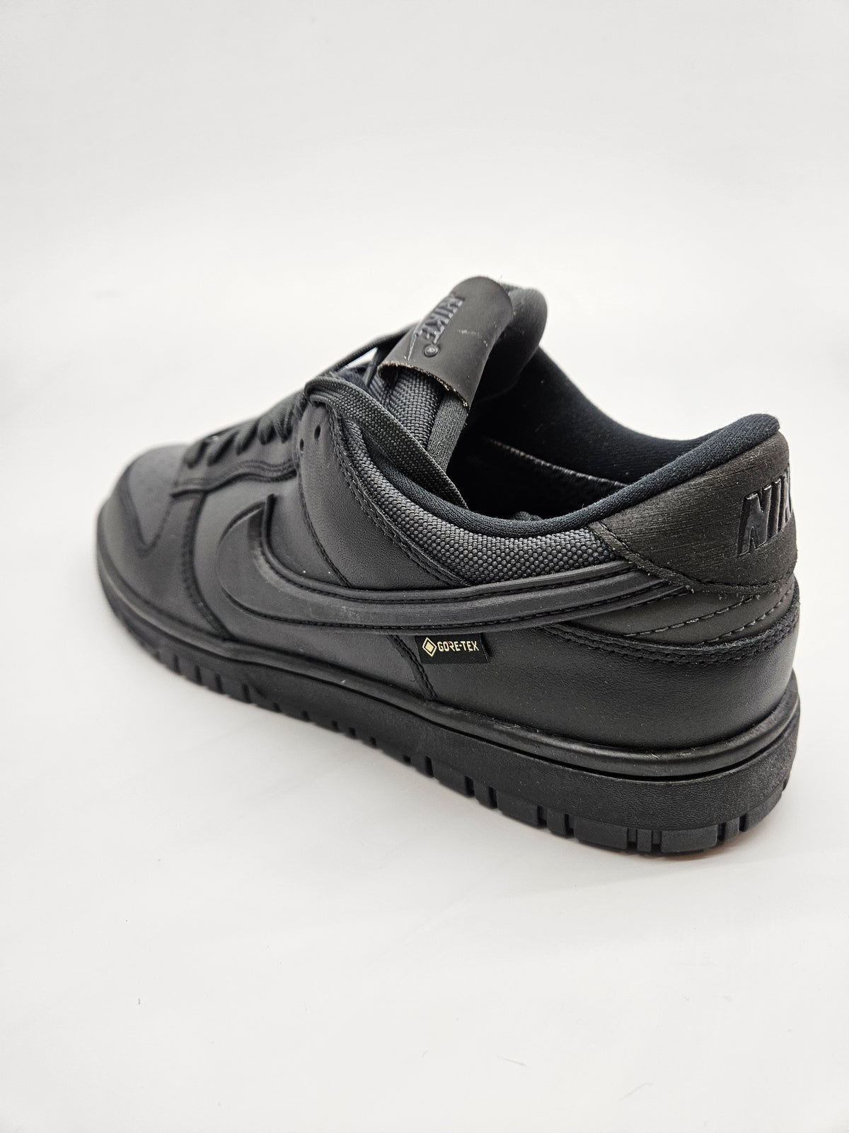 NIKE GORETEX NOVI ORIGINAL PATIKI BR 44.5