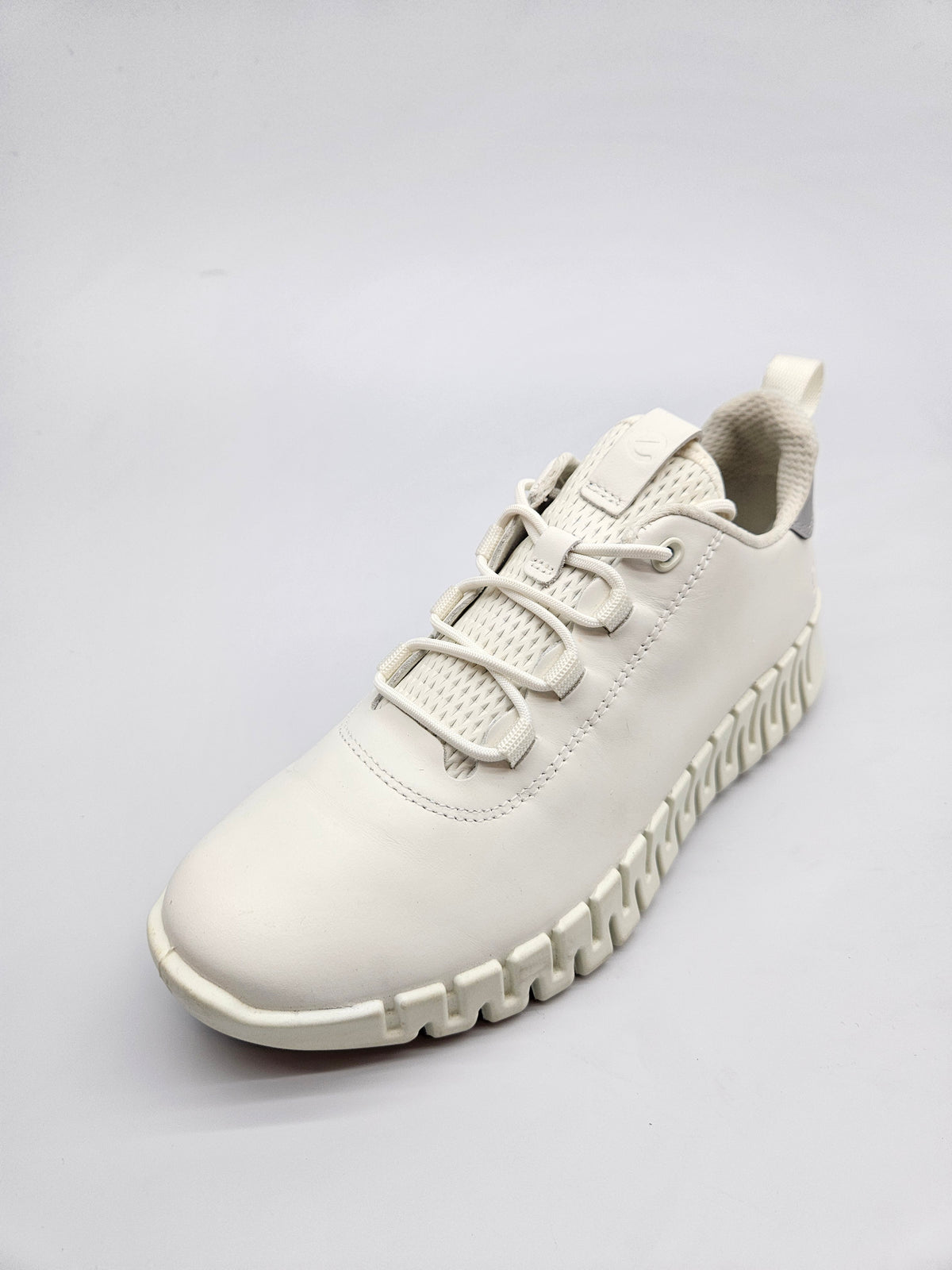 ECCO ORIGINAL KOZNI PATIKI BR 38