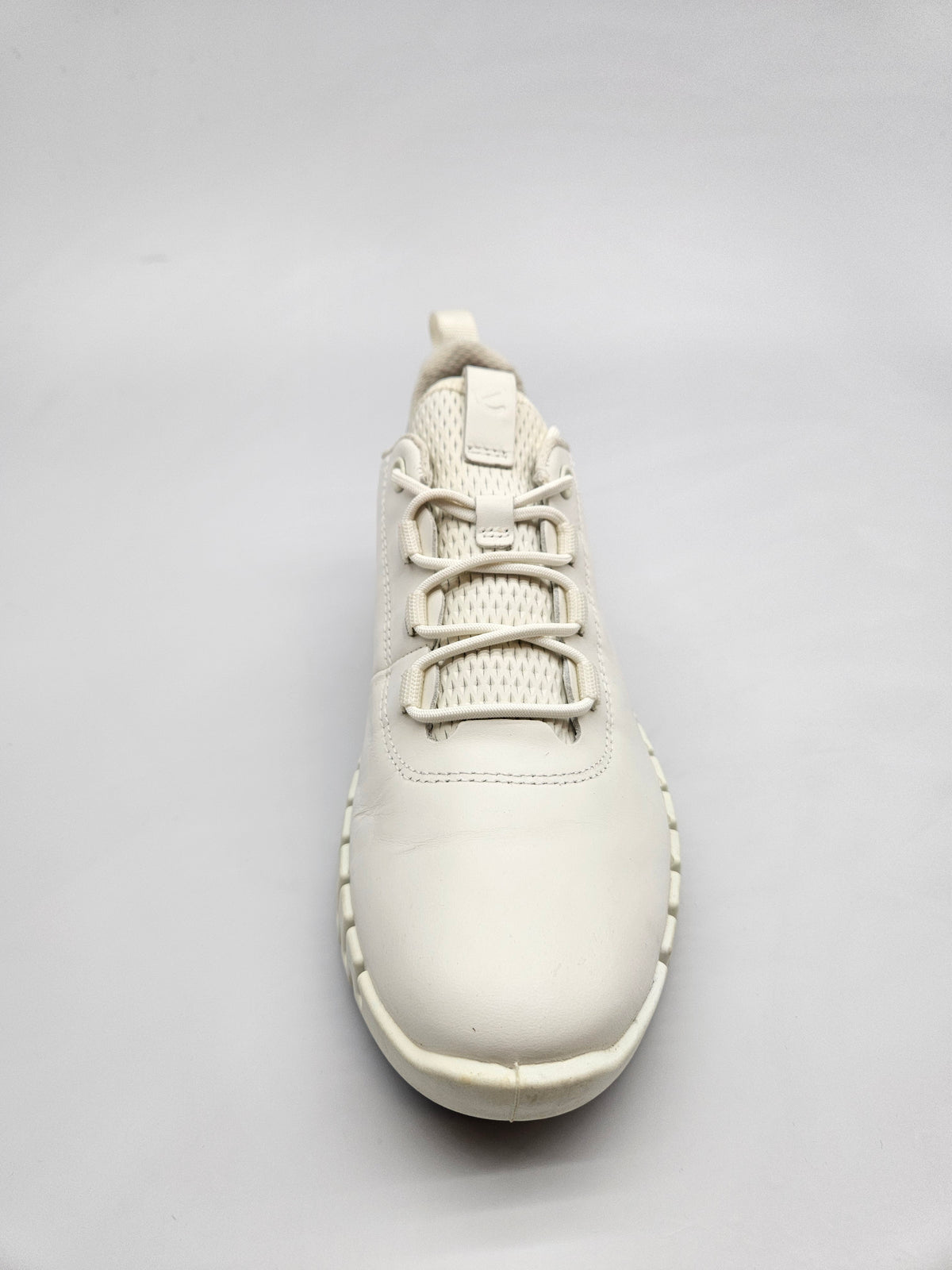ECCO ORIGINAL KOZNI PATIKI BR 38