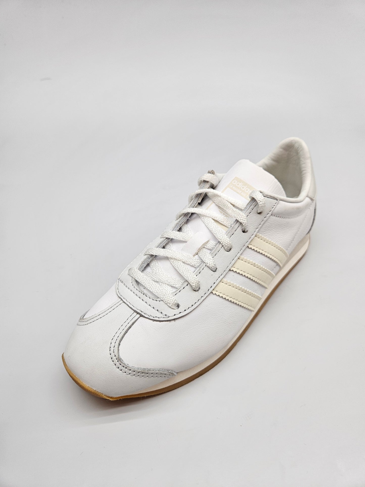 ADIDAS NOVI ORIGINAL PATIKI BR 38.5