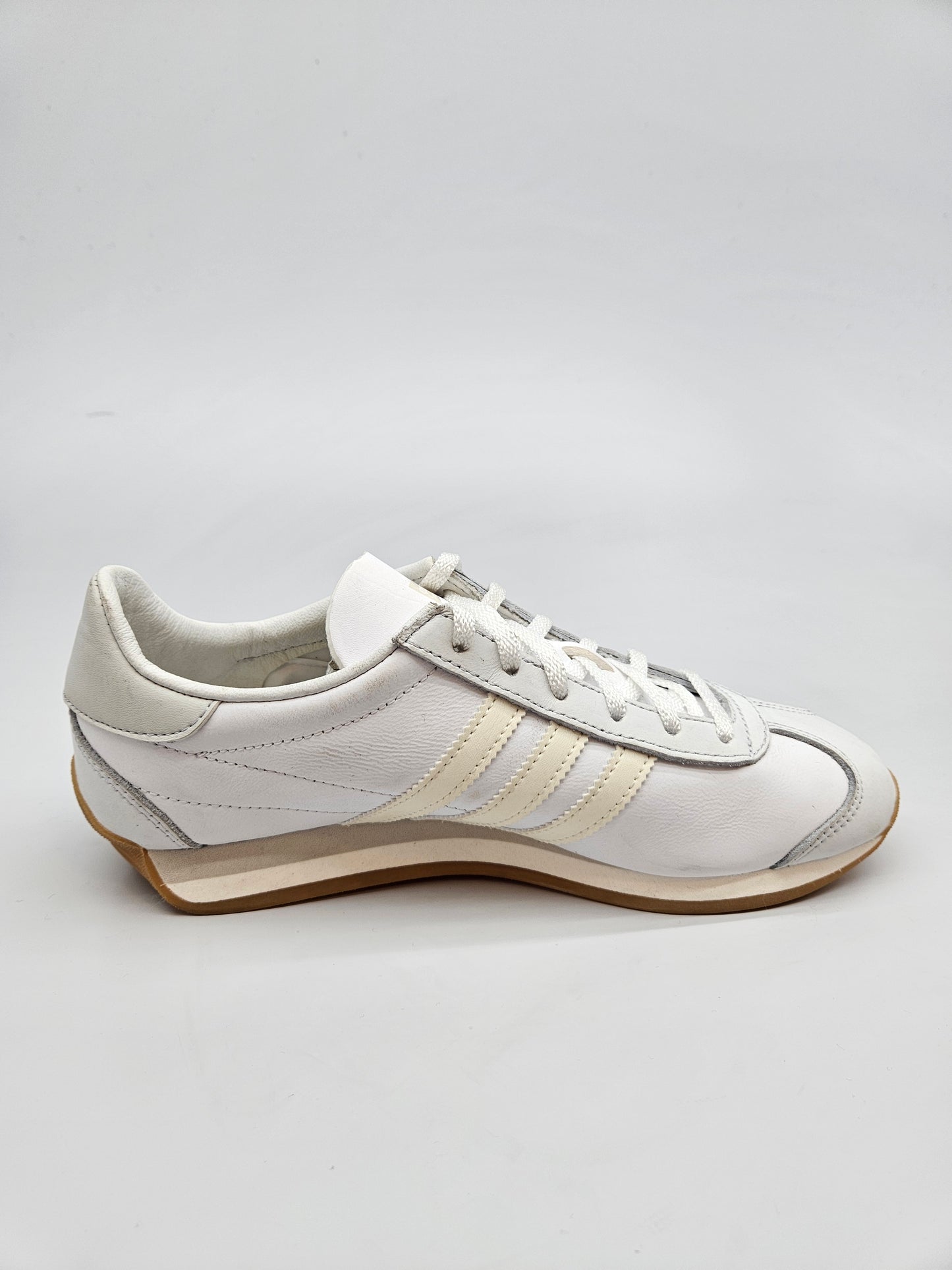 ADIDAS NOVI ORIGINAL PATIKI BR 38.5