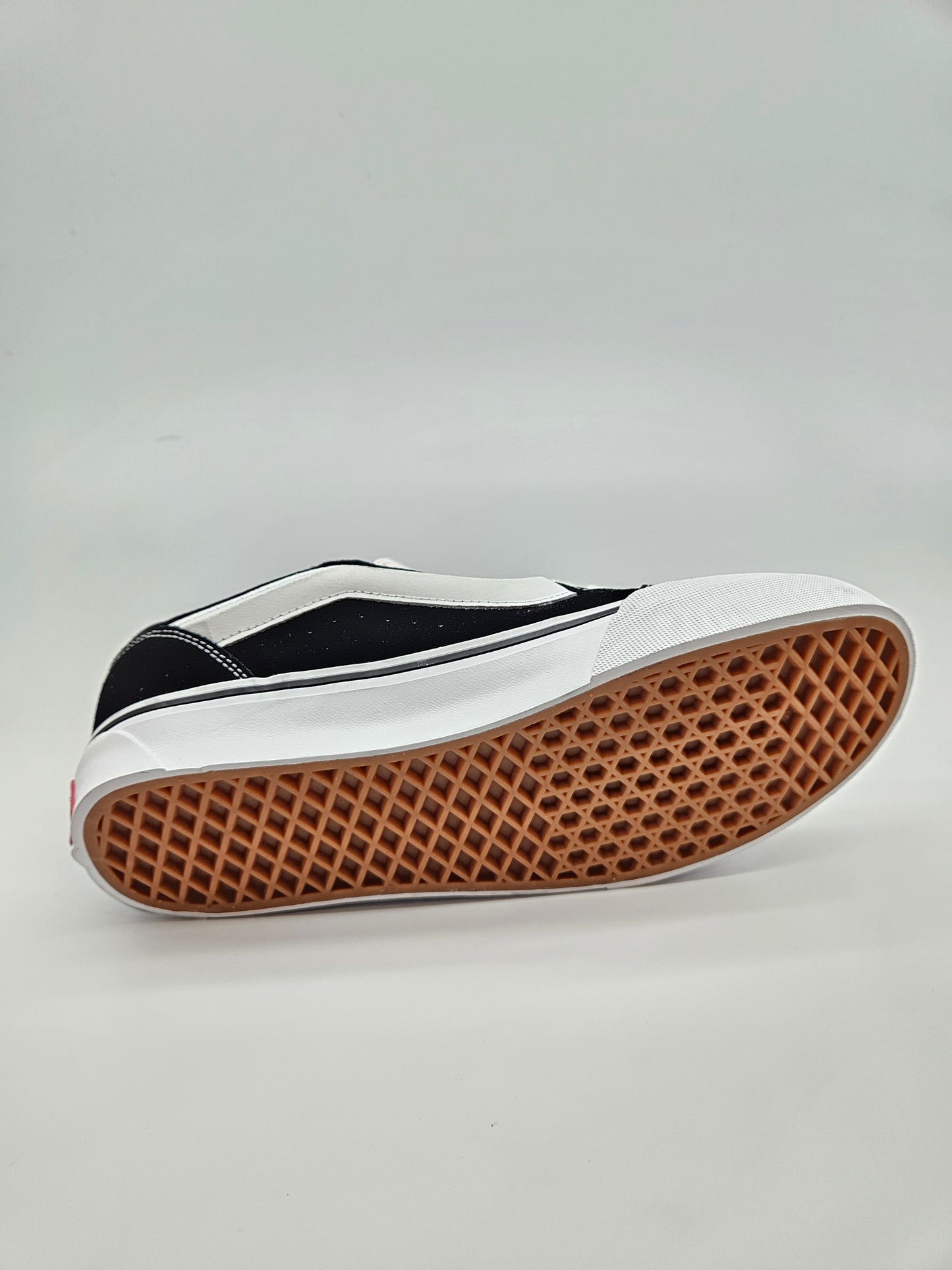 VANS NOVI ORIGINAL PATIKI BR 42