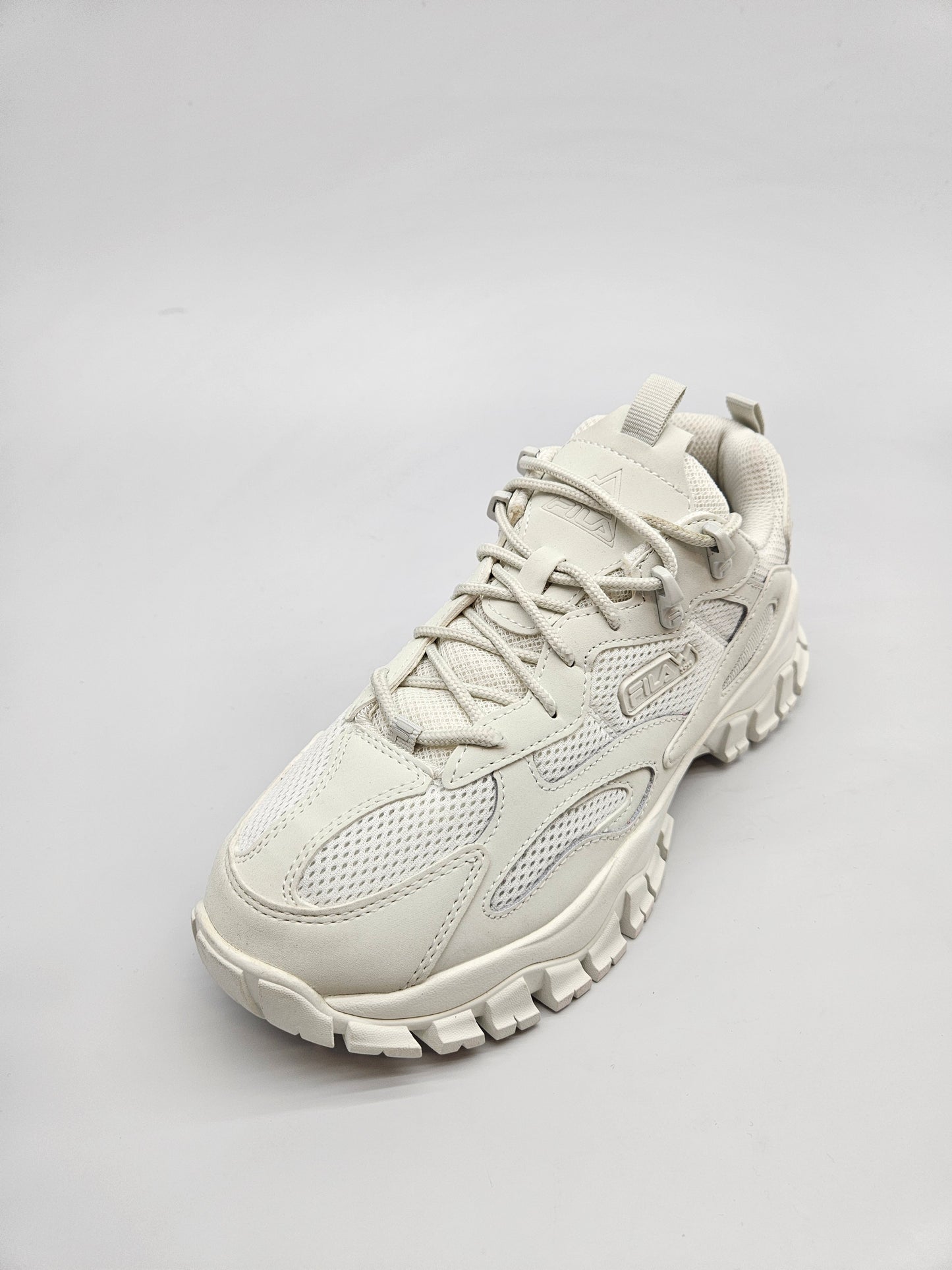 FILA NOVI ORIGINAL PATIKI BR 40