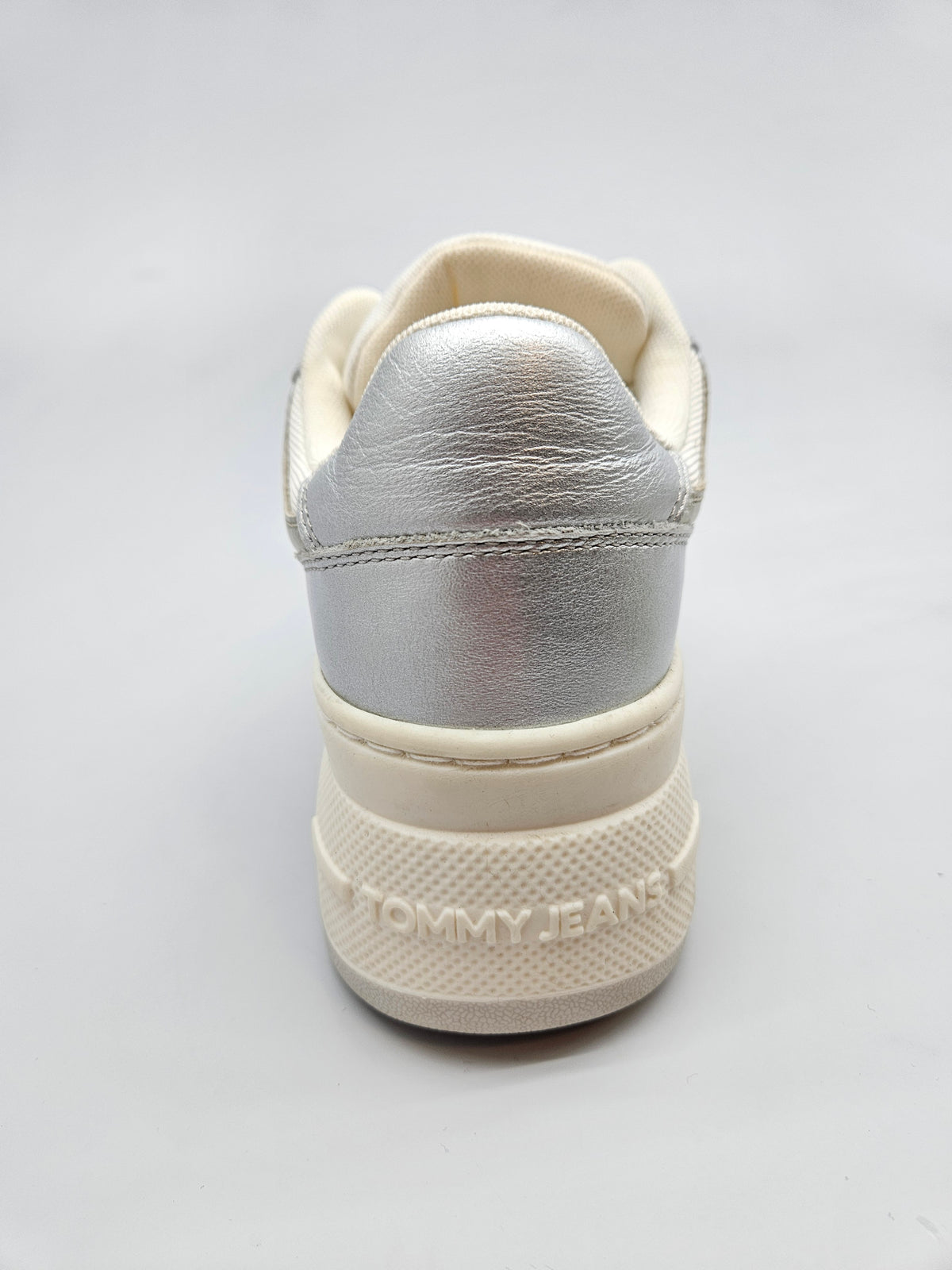 TOMMY HILFIGER ORIGINAL PATIKI BR 39