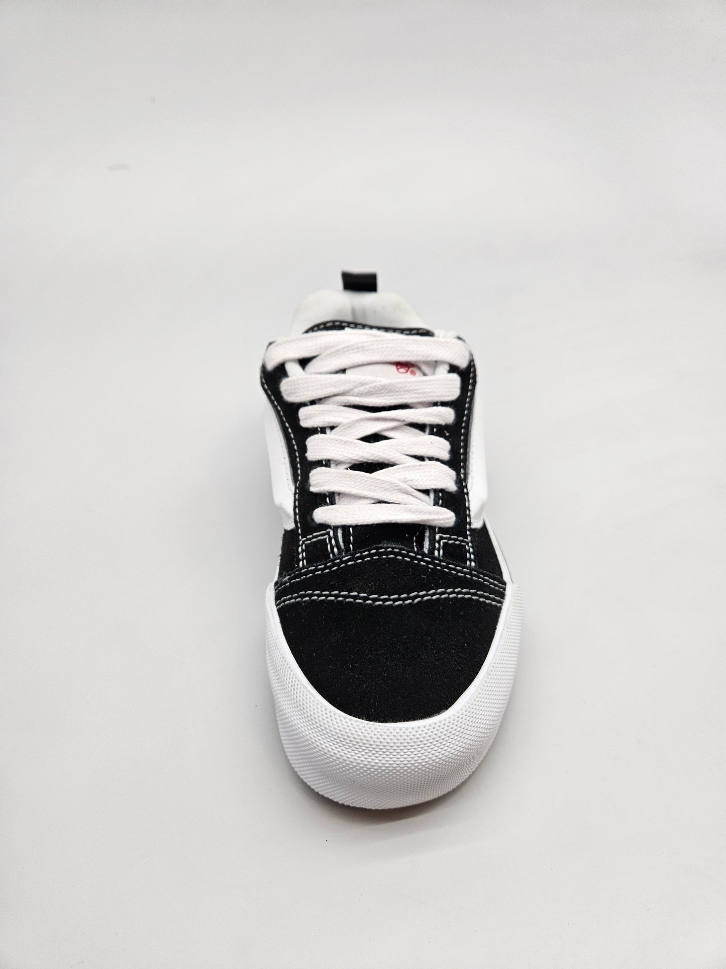 VANS NOVI ORIGINAL PATIKI BR 36