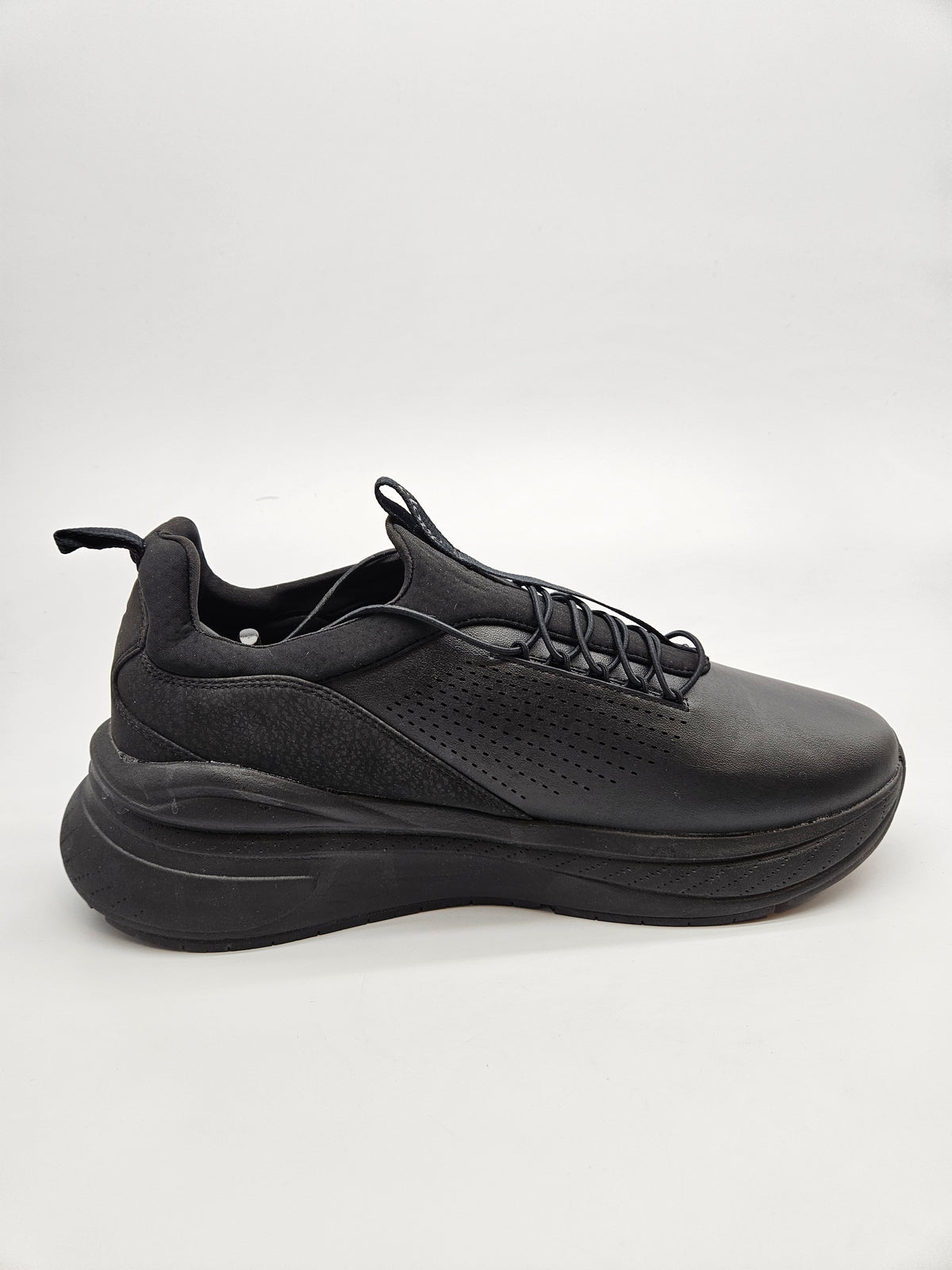 CLOVE NOVI ORIGINAL PATIKI BR 47.5