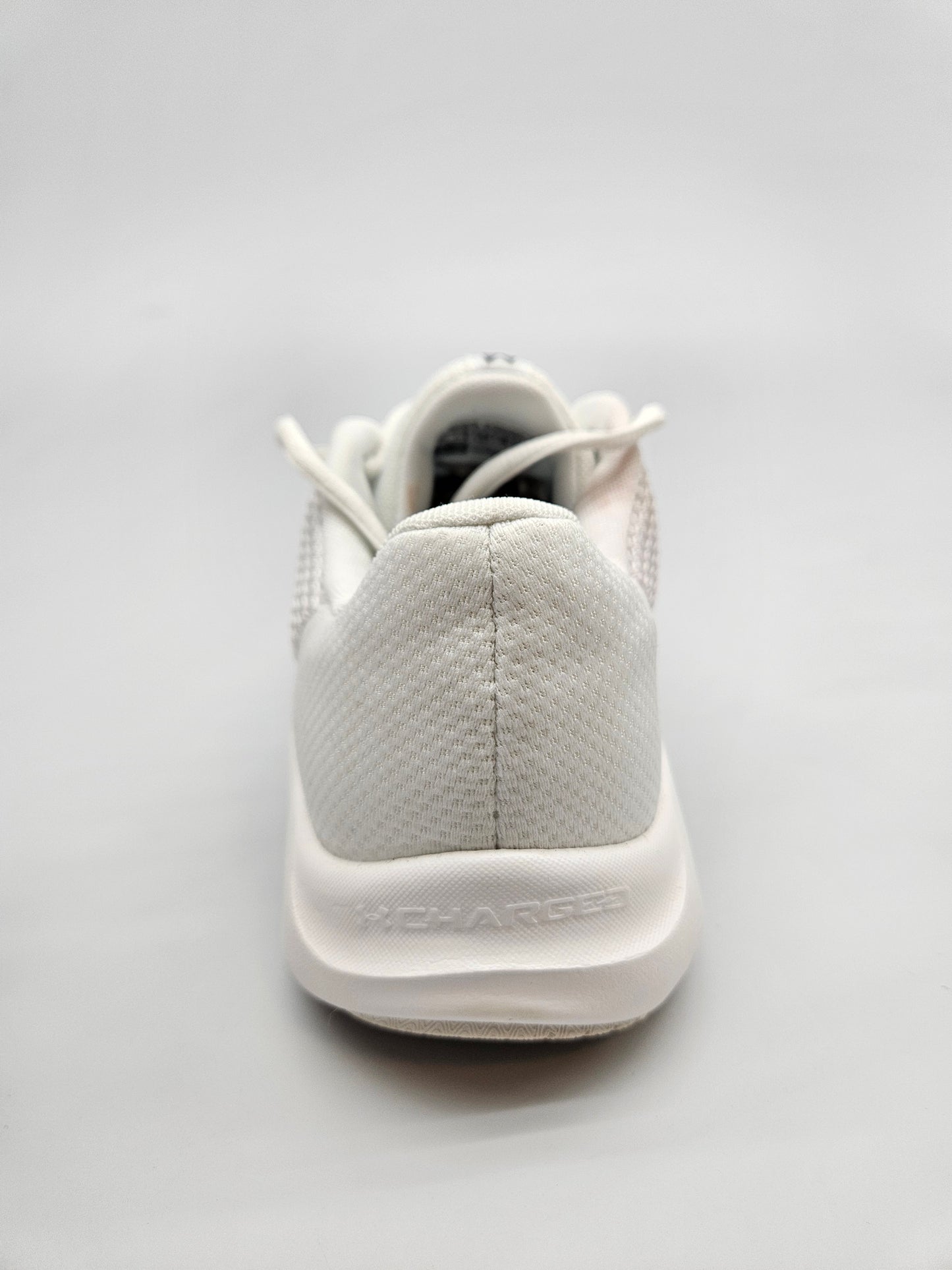 UNDER ARMOUR NOVI ORIGINAL PATIKI BR 44