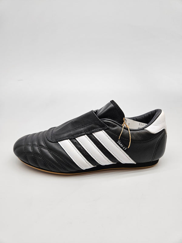 ADIDAS NOVI ORIGINAL PATIKI BR 40
