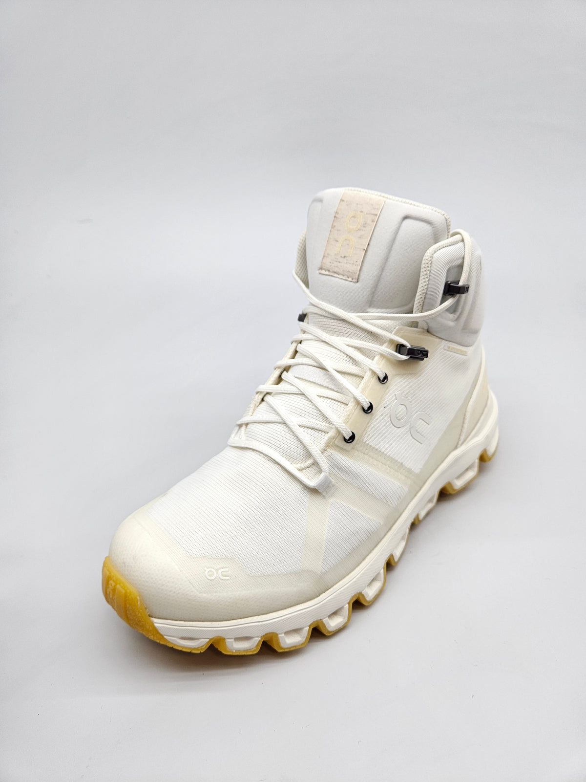 ON RUNNING ORIGINAL PATIKI BR 40.5