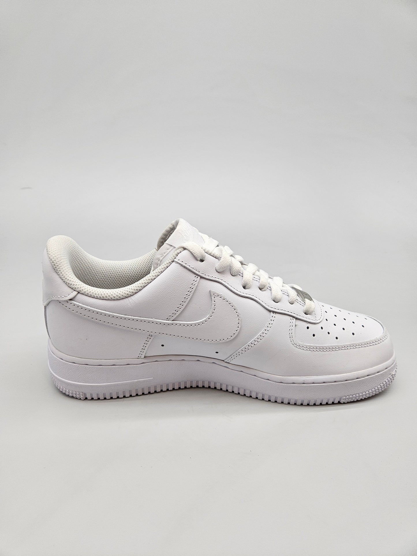 NIKE AF1 NOVI ORIGINAL PATIKI BR 41