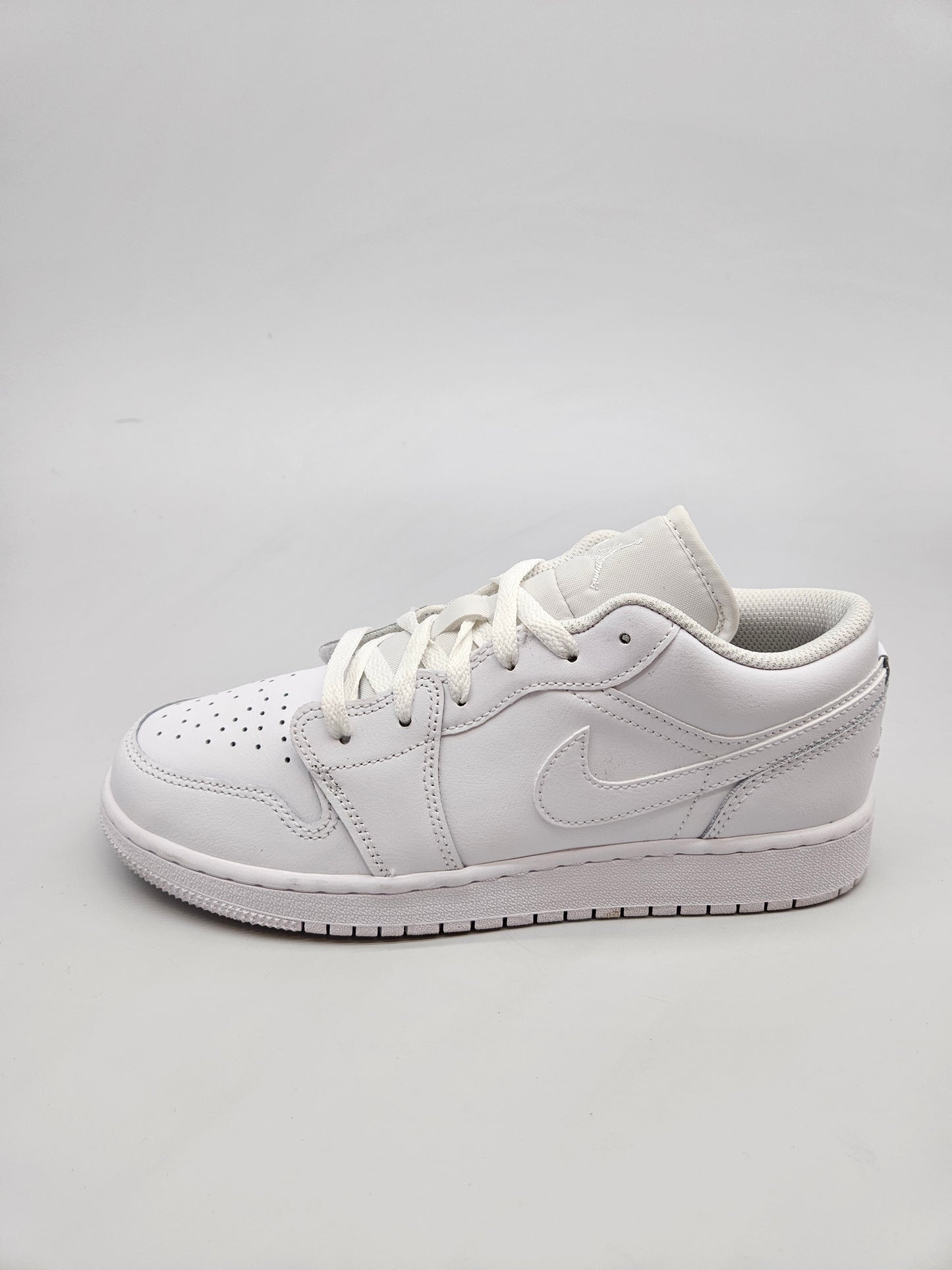 NIKE JORDAN ORIGINAL PATIKI BR 39
