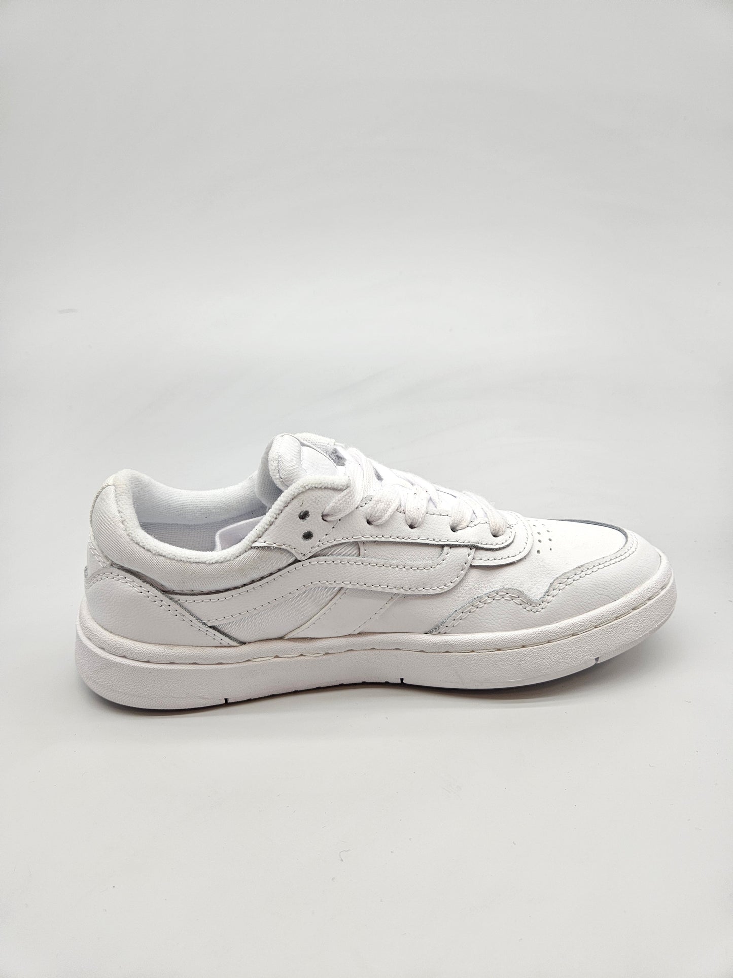 VANS NOVI ORIGINAL PATIKI BR 36.5