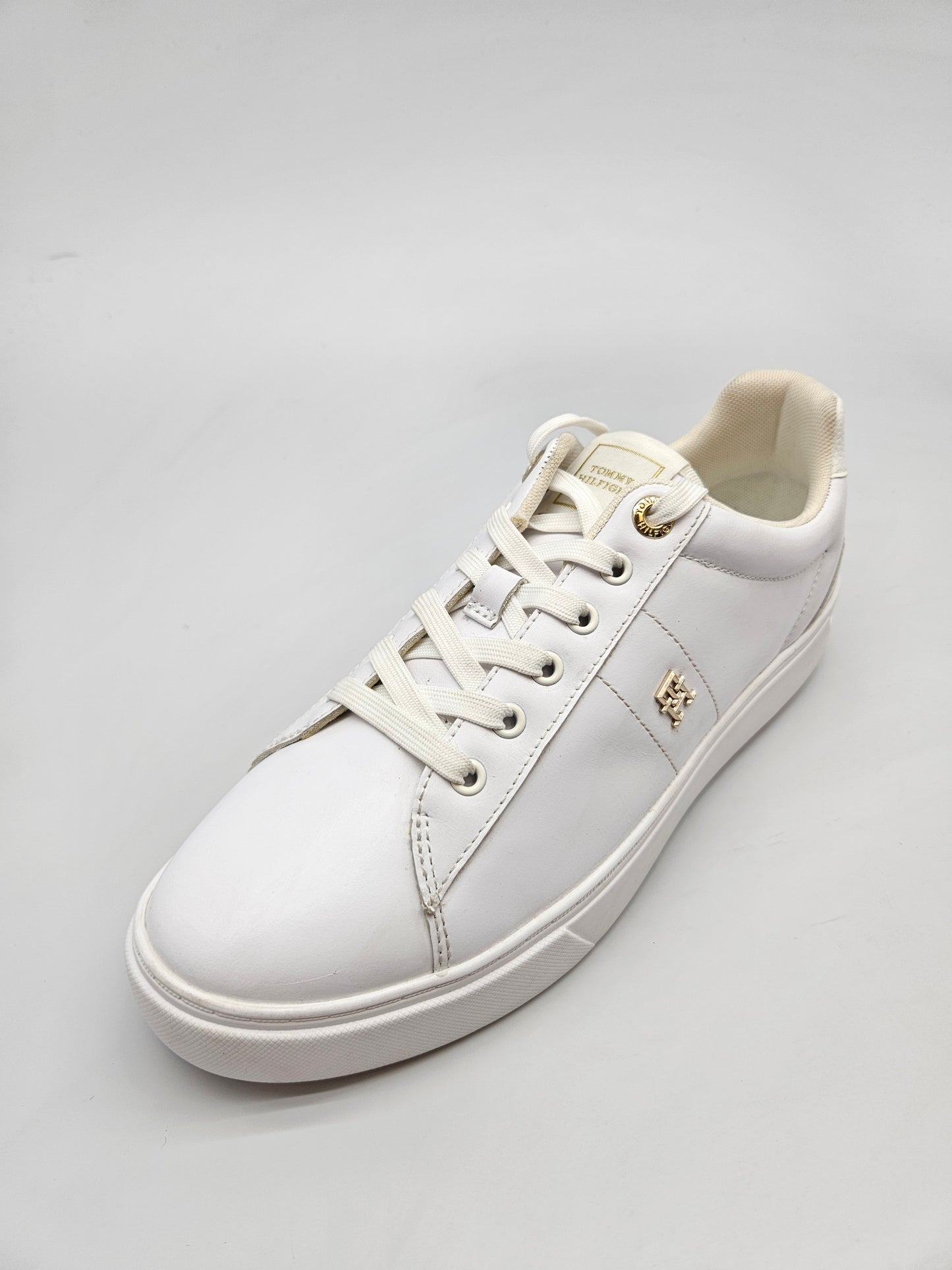 TOMMY HILFIGER ORIGINAL BR 41