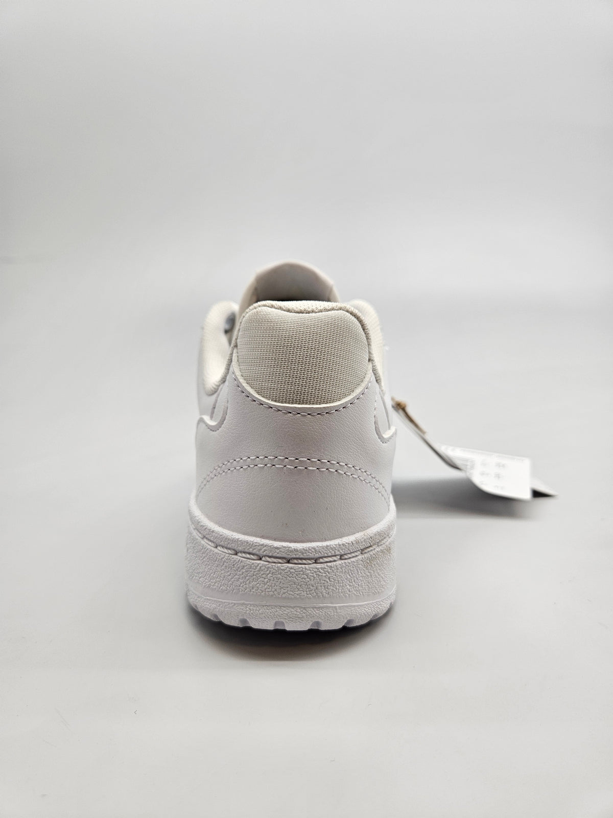 ADIDAS NOVI ORIGINAL PATIKI BR 37
