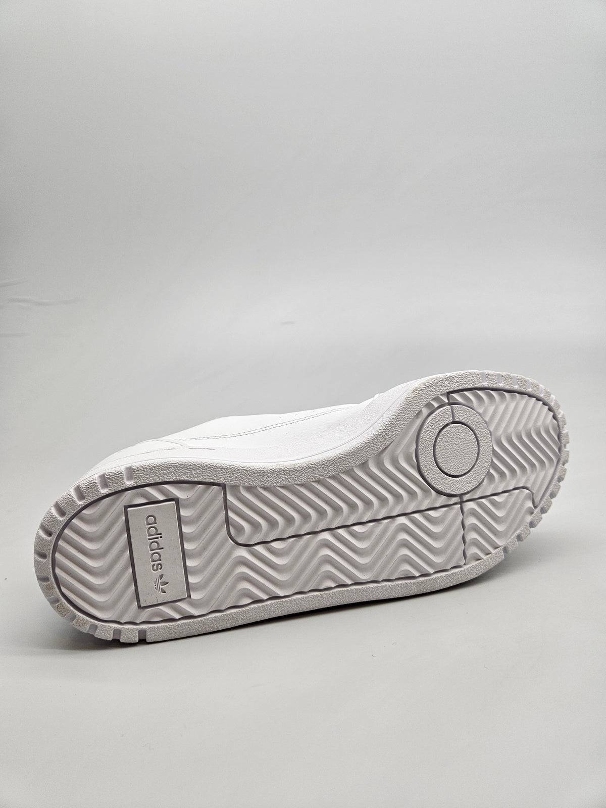 ADIDAS NOVI ORIGINAL PATIKI BR 37