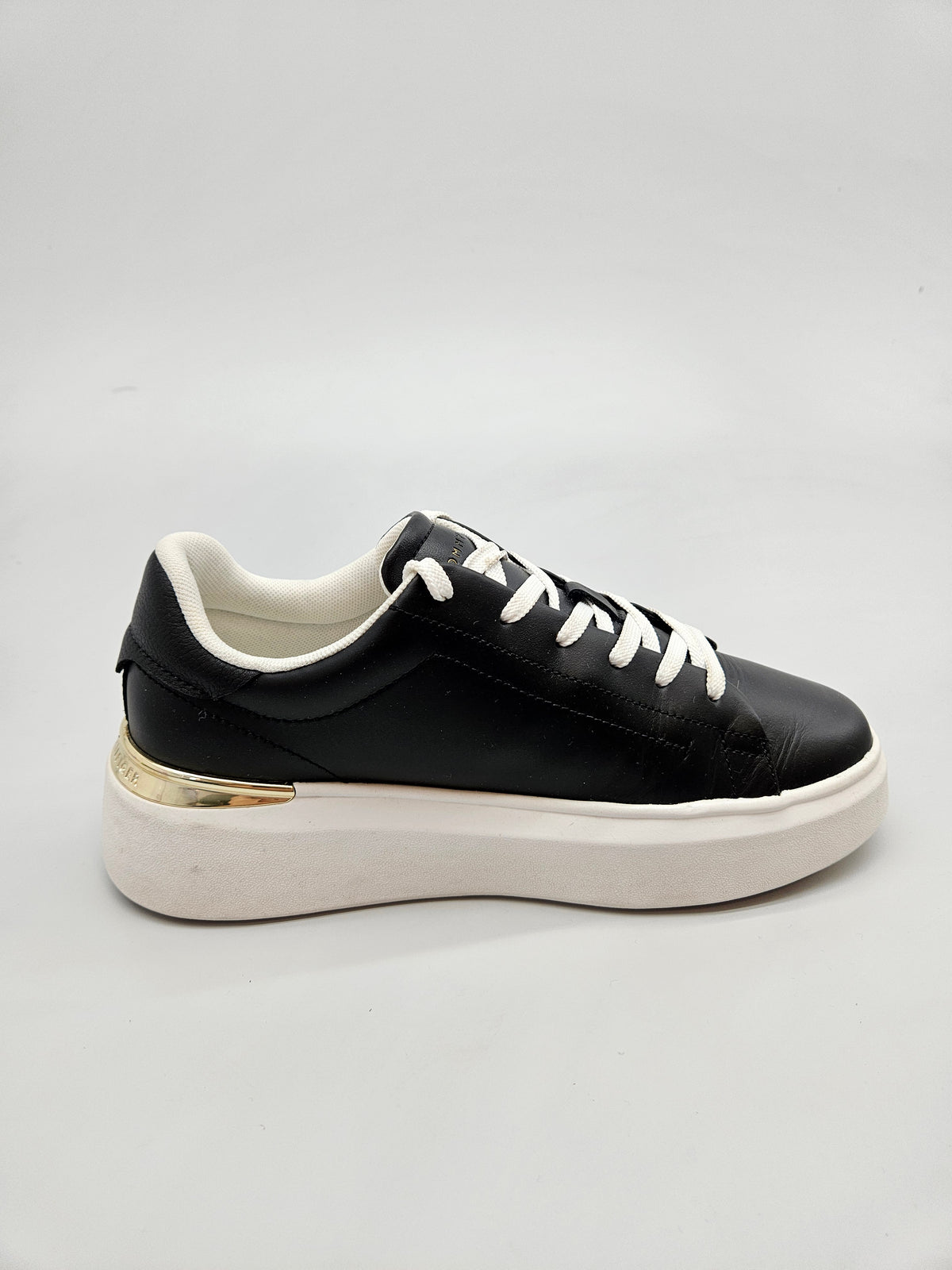 TOMMY HILFIGER ORIGINAL PATIKI BR 38