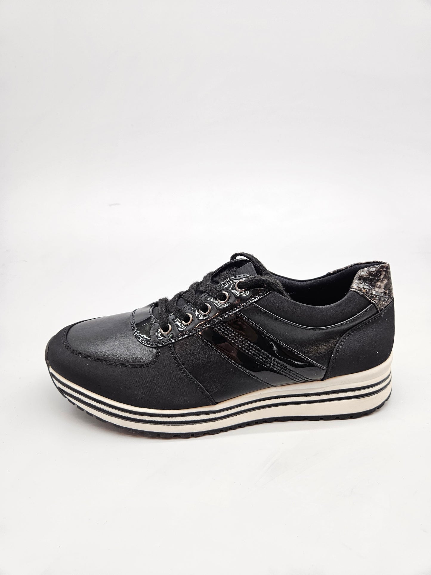 GRACELAND NOVI ORIGINAL PATIKI BR 39
