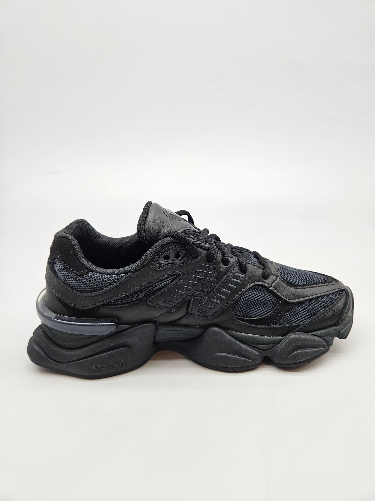NEW BALANCE ORIGINAL PATIKI 39.5