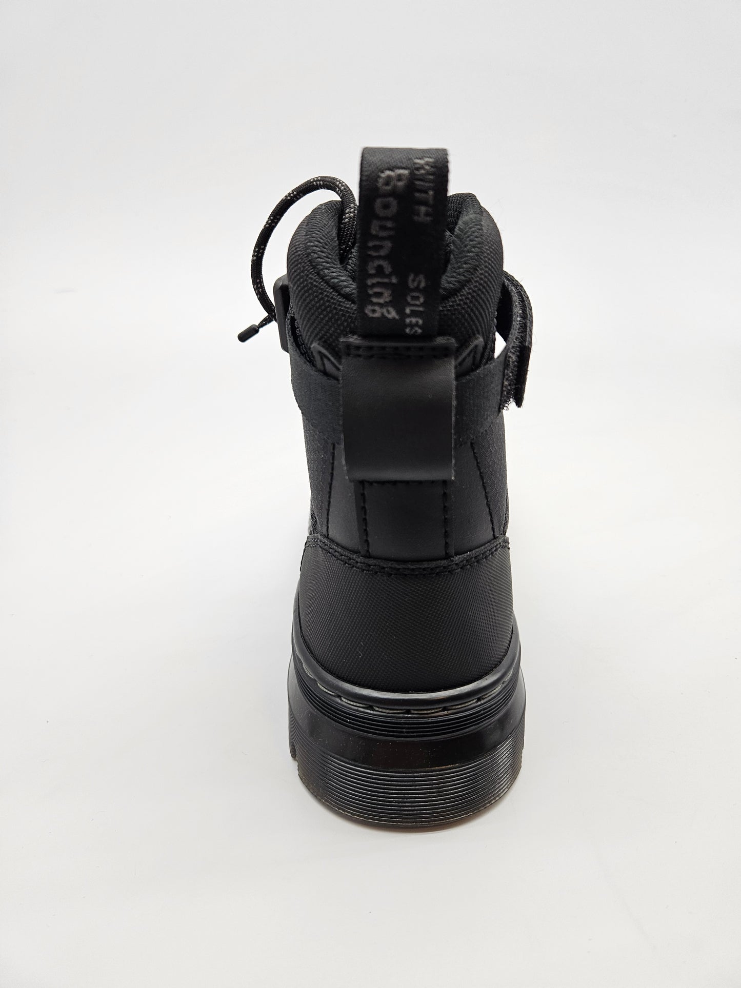 DR MARTINS ORIGINAL NOVI CIZMI BR 38