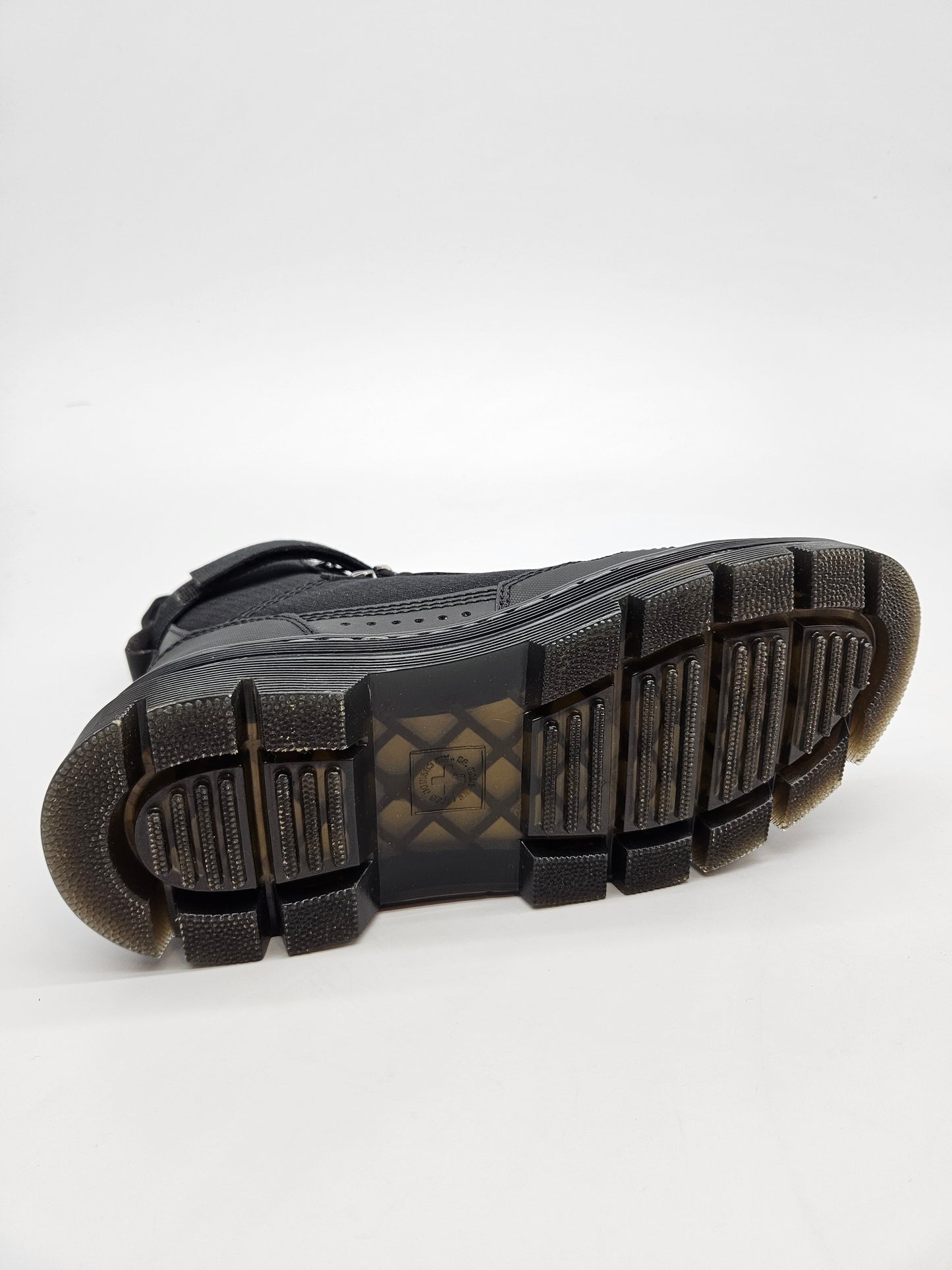DR MARTINS ORIGINAL NOVI CIZMI BR 38