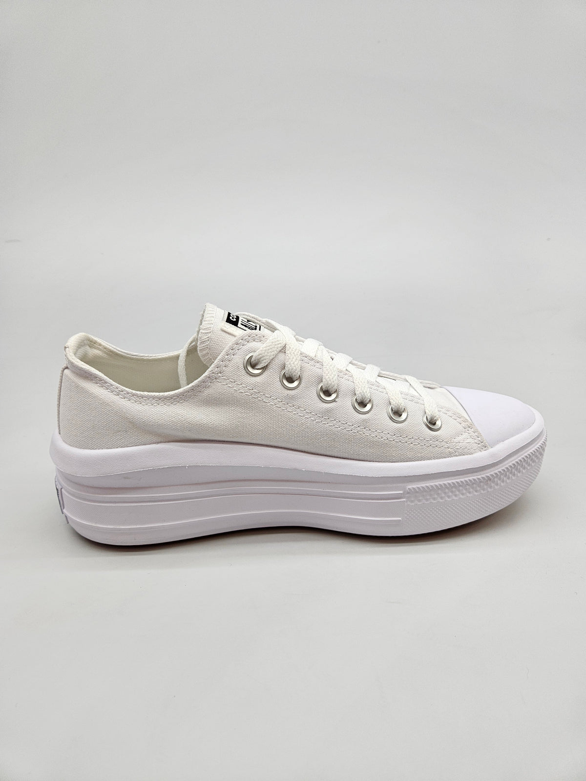 CONVERSE NOVI ORIGINAL PATIKI BR 41