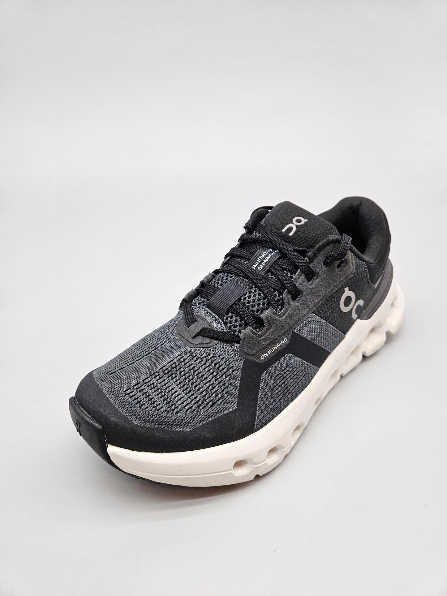 ON RUNNING ORIGINAL VODOTPORNI PATIKI BR 37.5