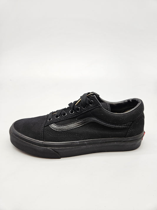 VANS NOVI ORIGINAL PATIKI BR 39