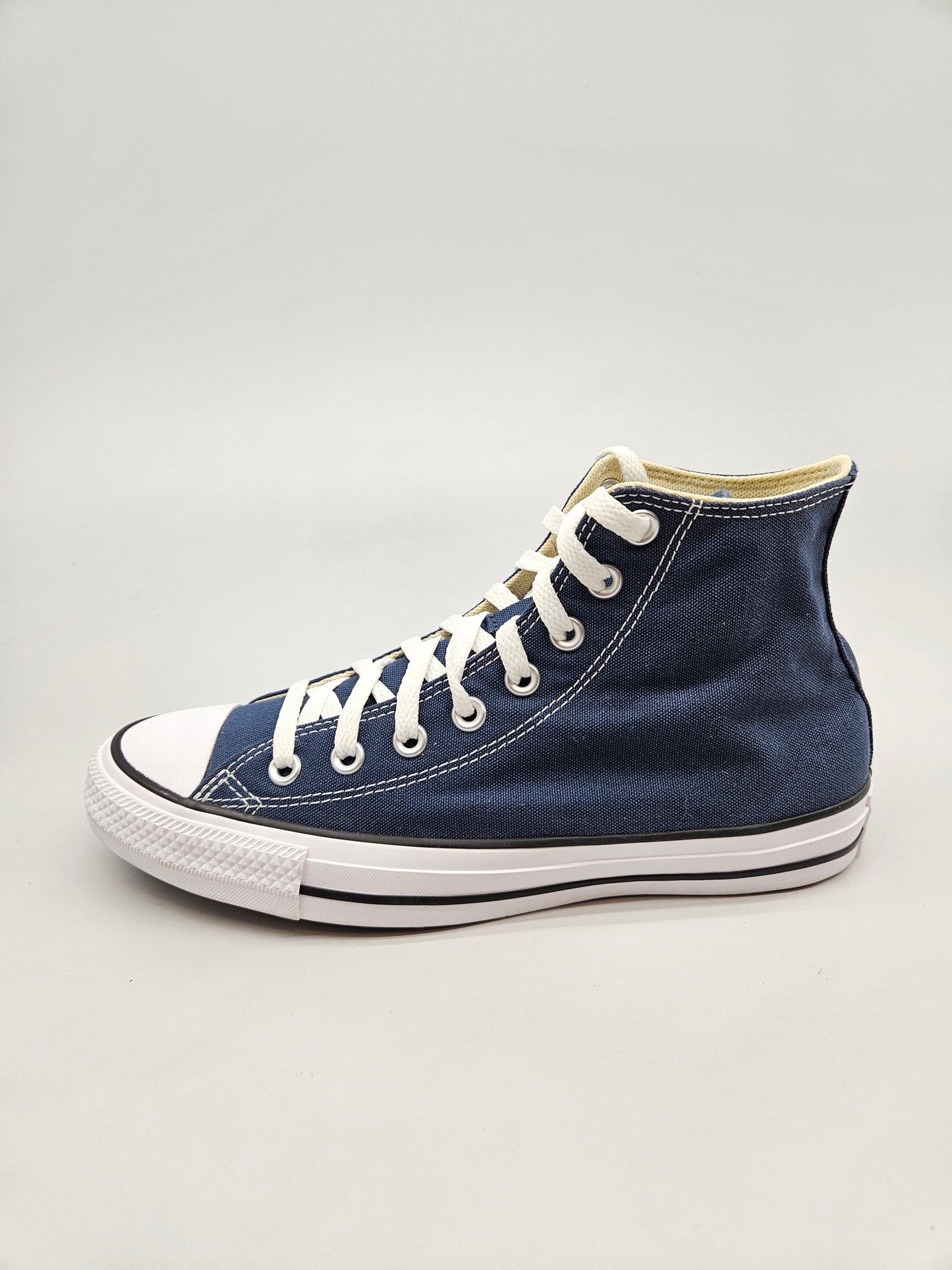 CONVERSE NOVI ORIGINAL PATIKI BR 40