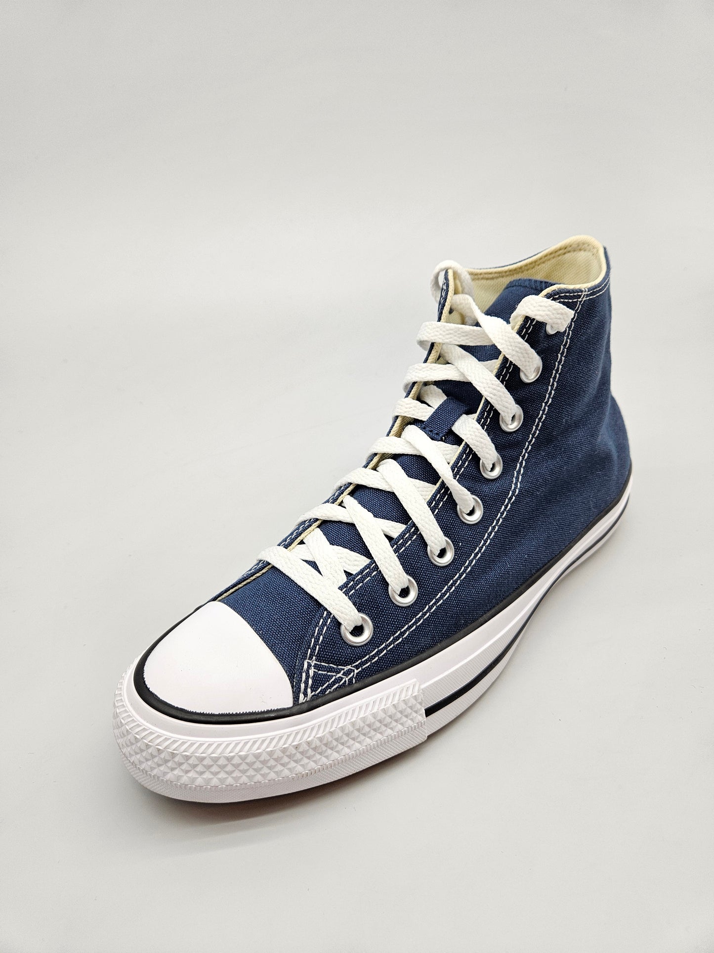 CONVERSE NOVI ORIGINAL PATIKI BR 40