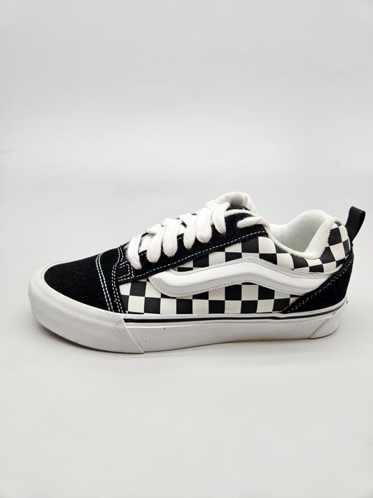 VANS NOVI ORIGINAL PATIKI BR 39