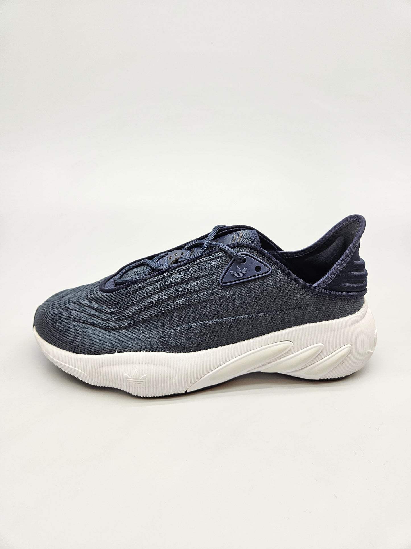 ADIDAS NOVI ORIGINAL PATIKI BR 42.5