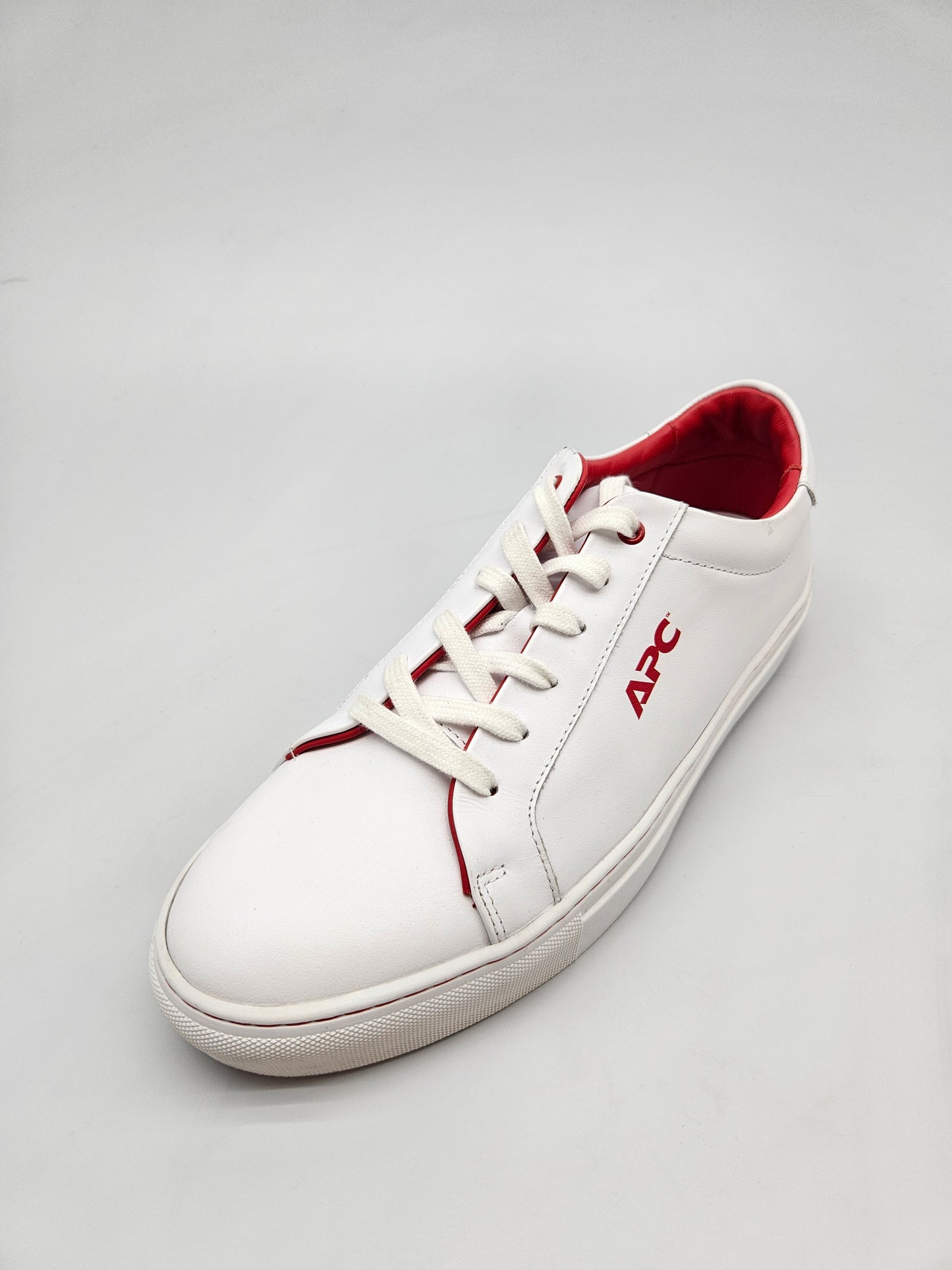 APC ORIGINAL KOZNI PATIKI BR 44