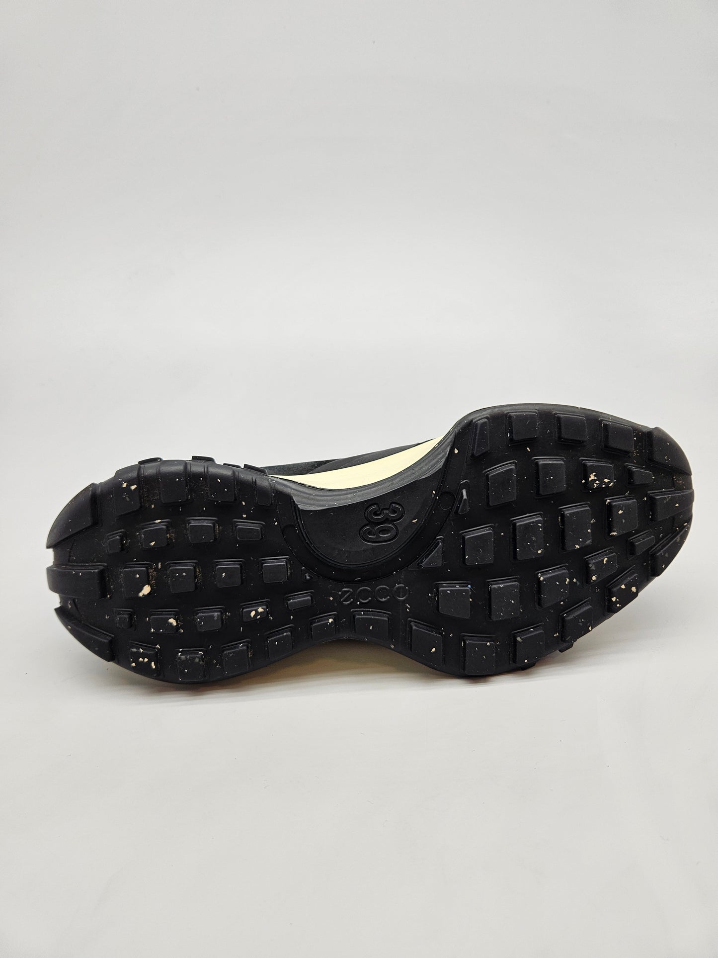 ECCO ORIGINAL KOZNI PATIKI BR 39
