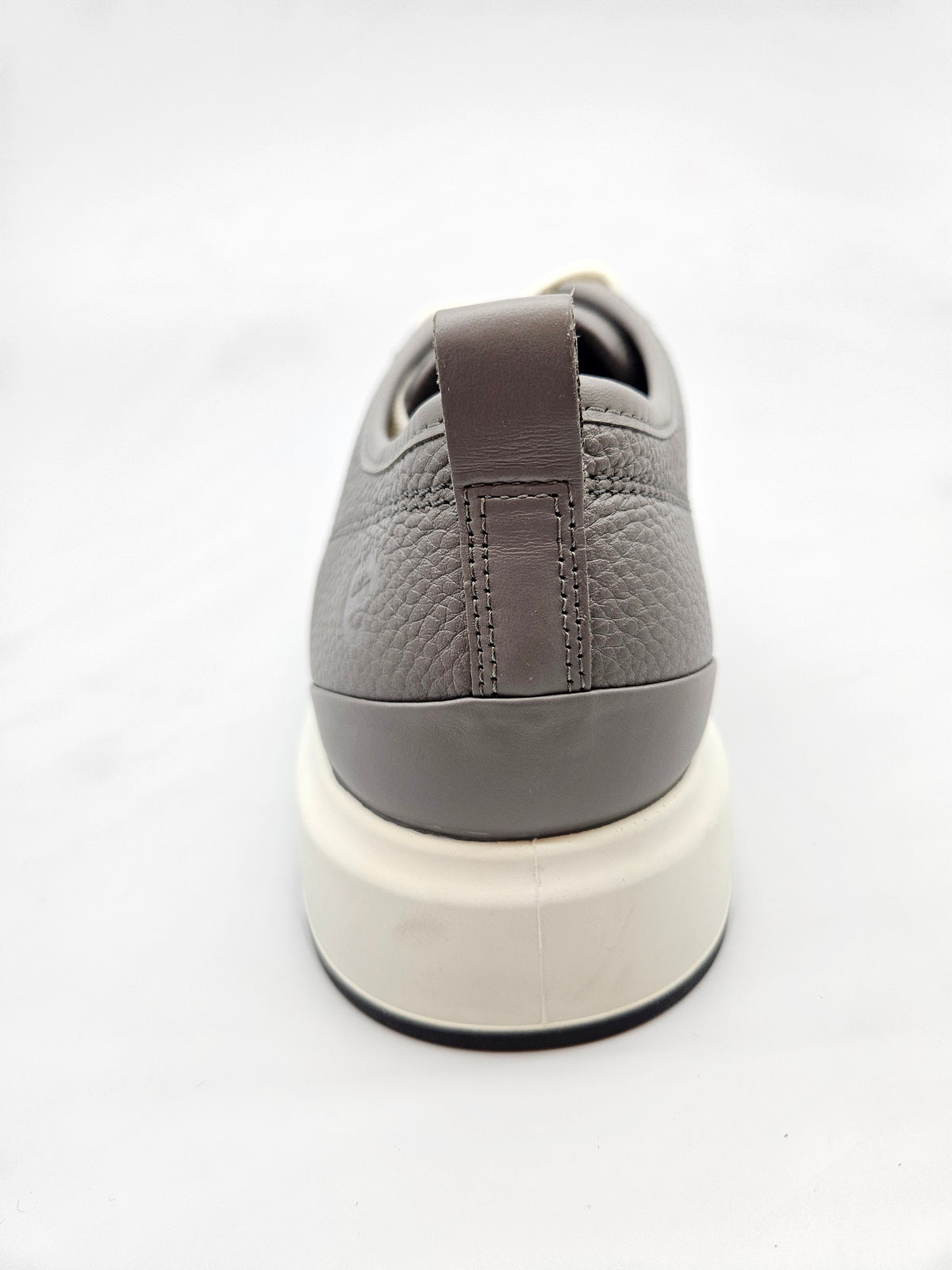 ECCO ORIGINAL KOZNI PATIKI BR 46