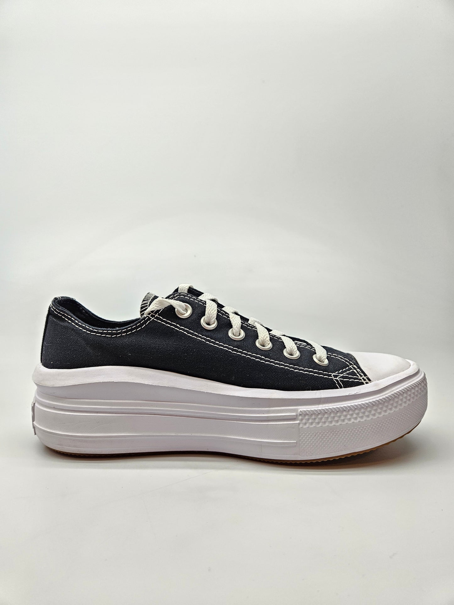 CONVERSE NOVI ORIGINAL PATIKI BR 41