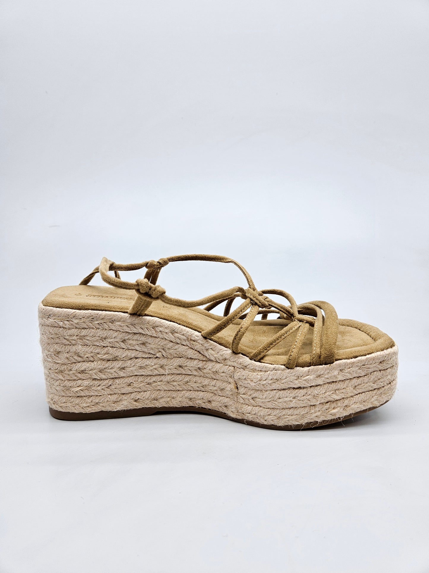 STRADIVARIUS NOVI ORIGINAL SANDALI BR 35