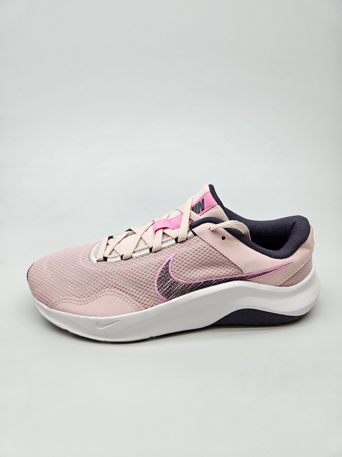 NIKE NOVI ORIGINAL PATIKI BR 40
