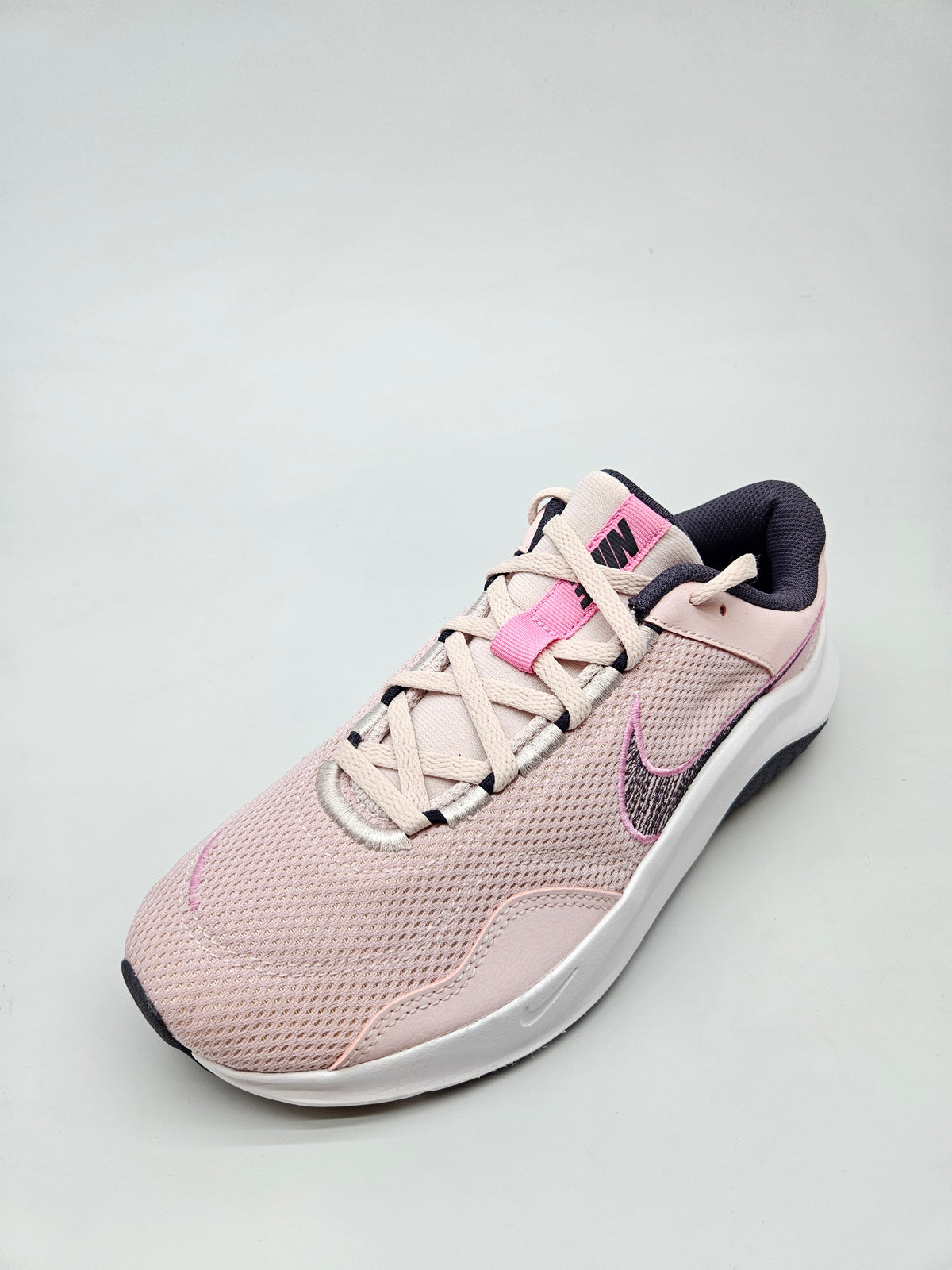 NIKE NOVI ORIGINAL PATIKI BR 40
