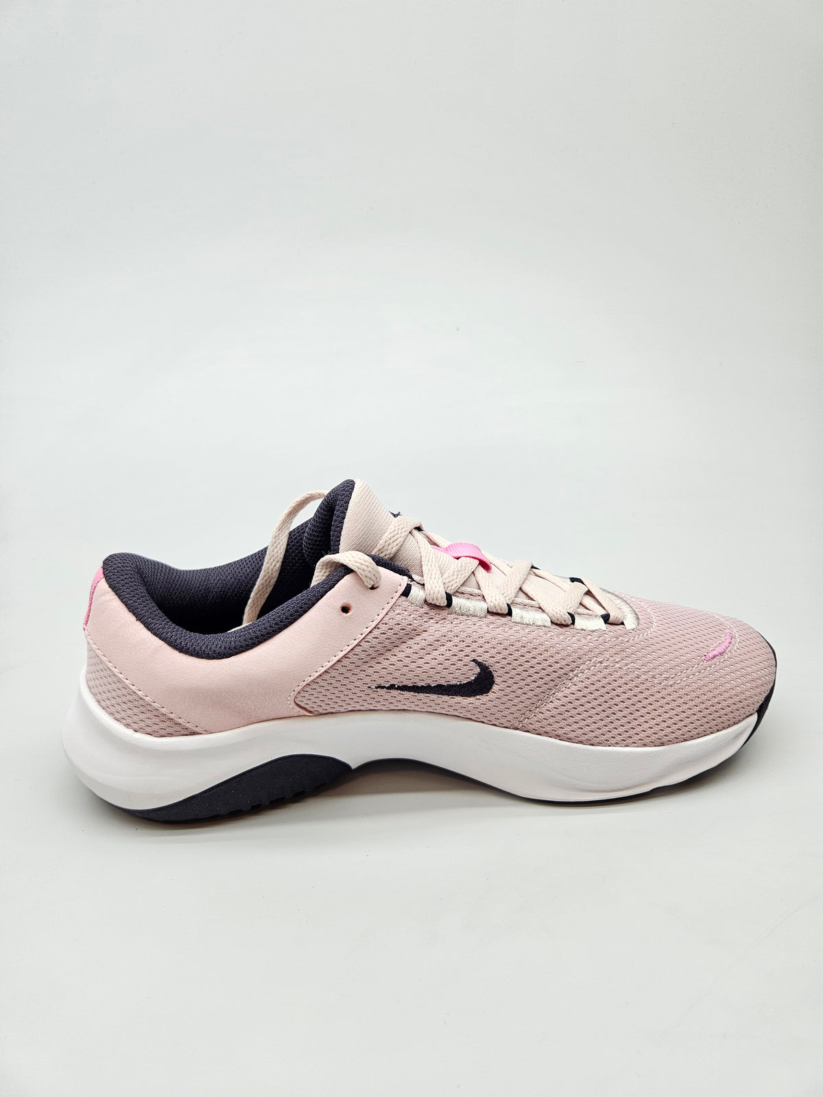NIKE NOVI ORIGINAL PATIKI BR 40