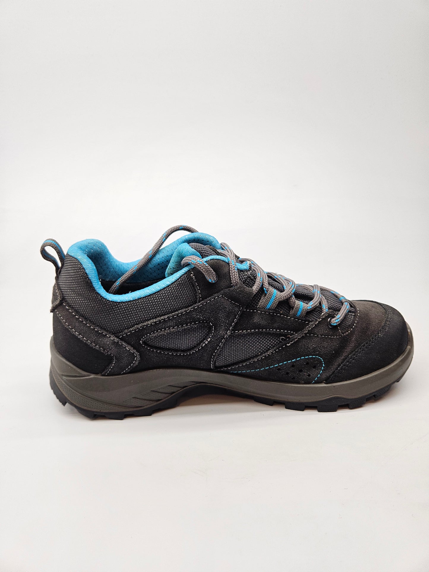 MCKINLEY ORIGINAL VODOOTPORNI PATIKI BR 39